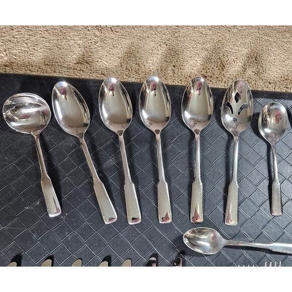 Rogers Stainless by Oneida Service for 8 Silverware Set with Serving Pieces - Picture 16 of 16